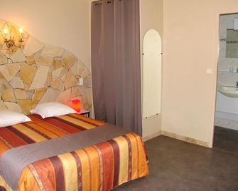 Hôtel et Studios Les Amandiers - Saint-Raphaël - Bedroom