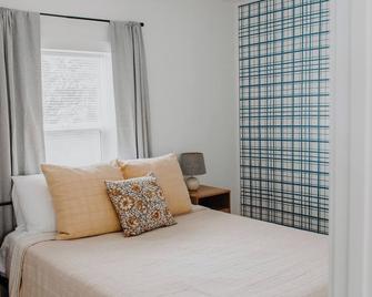 A lovingly curated family home with 4 bedrooms centrally located to adventure! - Ucon - Dormitor