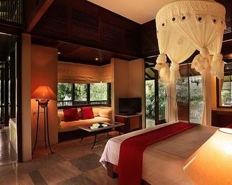 Finna Golf & Country Club - Pasuruan - Habitación