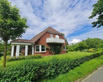Ferienwohnung 'Lütt Welt' - Sylt - Gebäude
