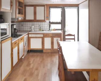 Chalet confortable à Giffaumont-Champaubert avec terrasse - Giffaumont-Champaubert - Cocina
