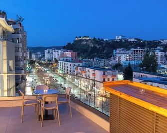 Sasso Hotel - Vlora - Balkon