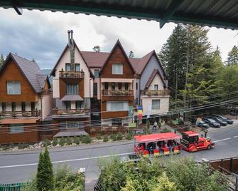 Apartment Erminia - Sinaia - Clădire