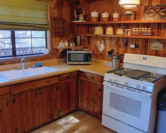 Forest Hermitage With Creek. Close To Everything! - Mount Lemmon - Kitchen