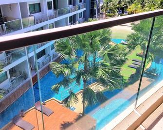 Laguna beach 1A with swimming pool views Pattaya - Jomtien - Piscine