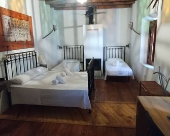 Casa rural con encanto - Arenas del Rey - Schlafzimmer