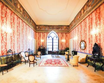 Palazzo Insula - גאליפולי - לובי