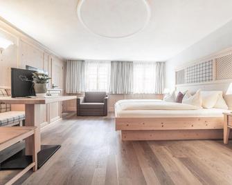 Hotel Sonne - Brand - Habitación