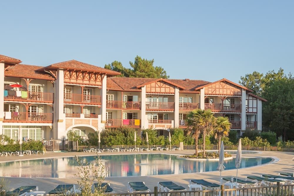 بيير إيه فاكانسيه ريزيدنس دومين دي جا...