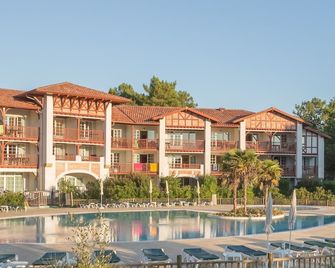 Résidence Pierre & Vacances Le Domaine de Gascogne - Biscarrosse - Gebouw