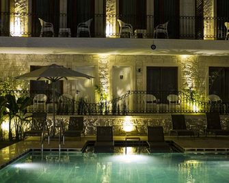 Icarus Alacati - Cesme - Piscină