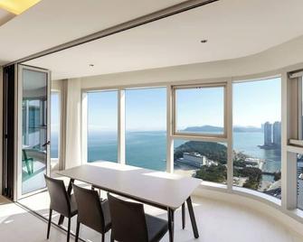 Newcz Haeundae Residence - Pusan - Jídelna