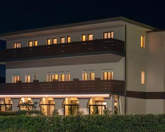 Hotel Belvedere Thiene - Thiene - Edificio