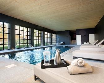 Réva Resort - Monforte d'Alba - Piscina