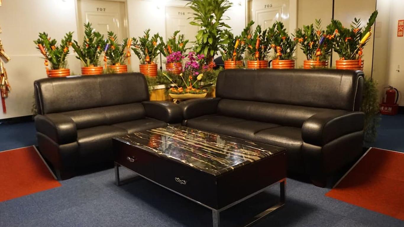 تشيان هوي بزنس هوتل