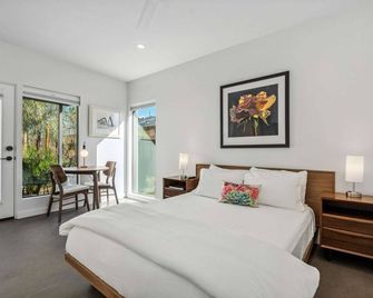 Refreshing 2-bedroom Apartment - 80 Walkscore! - Phoenix - Chambre