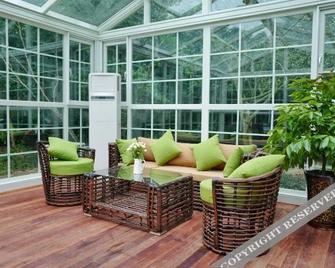 Fangenjoy Kangqi Resort - Chengdu