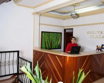 Hotel Bolivar Plaza - Manizales - Receptionist