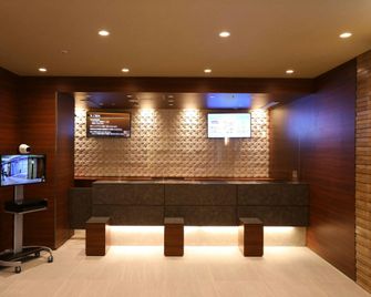 Dormy Inn Ikebukuro - Natural Hot Spring - Tokyo - Front desk