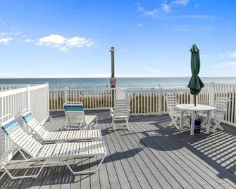 Dreamy Vacation Smart-Home By The Beach - Pine Knoll Shores - Balcony