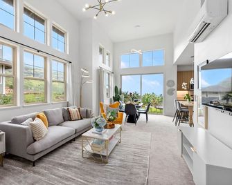 Le'ale'a by Avantstay Ocean + Mountain Views! - Waianae