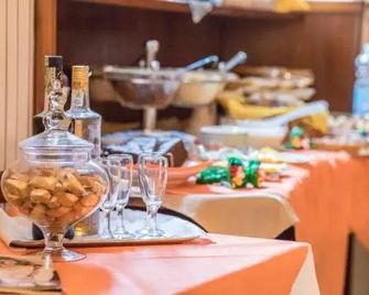Albergo Ristorante Plistia - Pescasseroli - Bufet