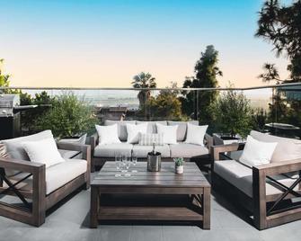 3 Bedroom with Ocean View Jacuzzi and Parking - San Diego - Varanda