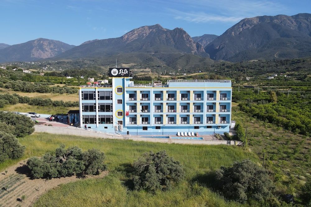 Odin Redi Hotel - Maraşlar - Edificio
