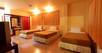 Srisomthai Hotel - Ubon Ratchathani - Schlafzimmer