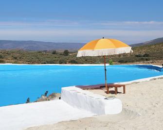 PH in Alto Douro Vinhateiro - Ligares - Pool
