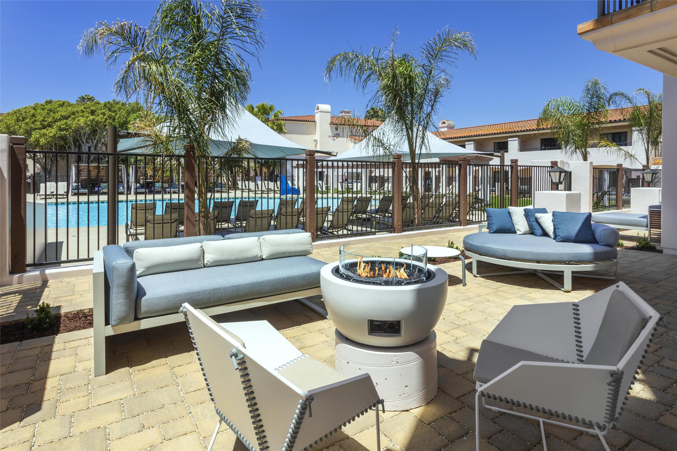 Hilton Santa Barbara Beachfront Resort - סנטה ברברה - מרפסת