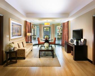 فندق روضة المروج - دبي - غرفة معيشة