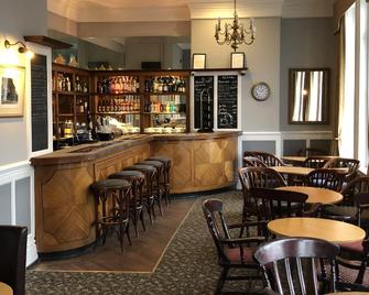 The White Lion Hotel - Wisbech - Bar