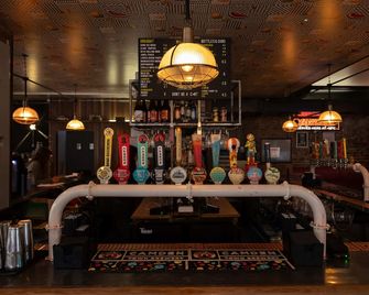 Malacuna Manchester - Manchester - Bar