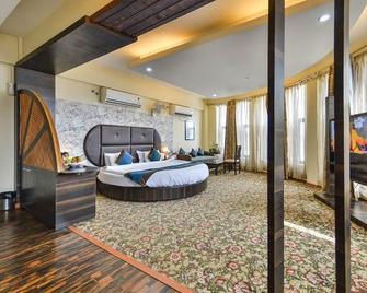 Hotel Asian Park - Srinagar - Bedroom