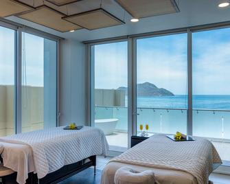 Doubletree by Hilton Mazatlan - מזטלאן - חדר שינה