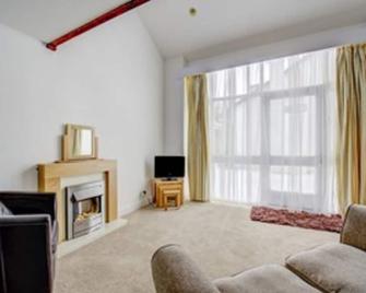 New to the market brRosthwaite Annex - Windermere - Living room