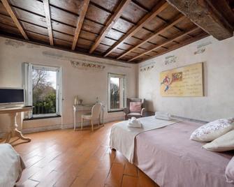 Hotel Morimondo - Morimondo - Schlafzimmer