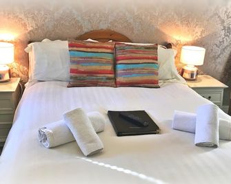 St. Raphael Guest House - York - Makuuhuone