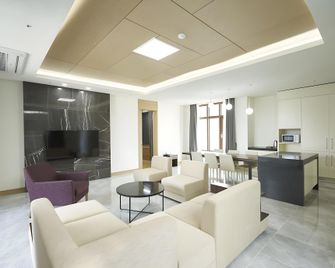 Hotel Around Pyeongchang - Pyeongchang - Bedroom