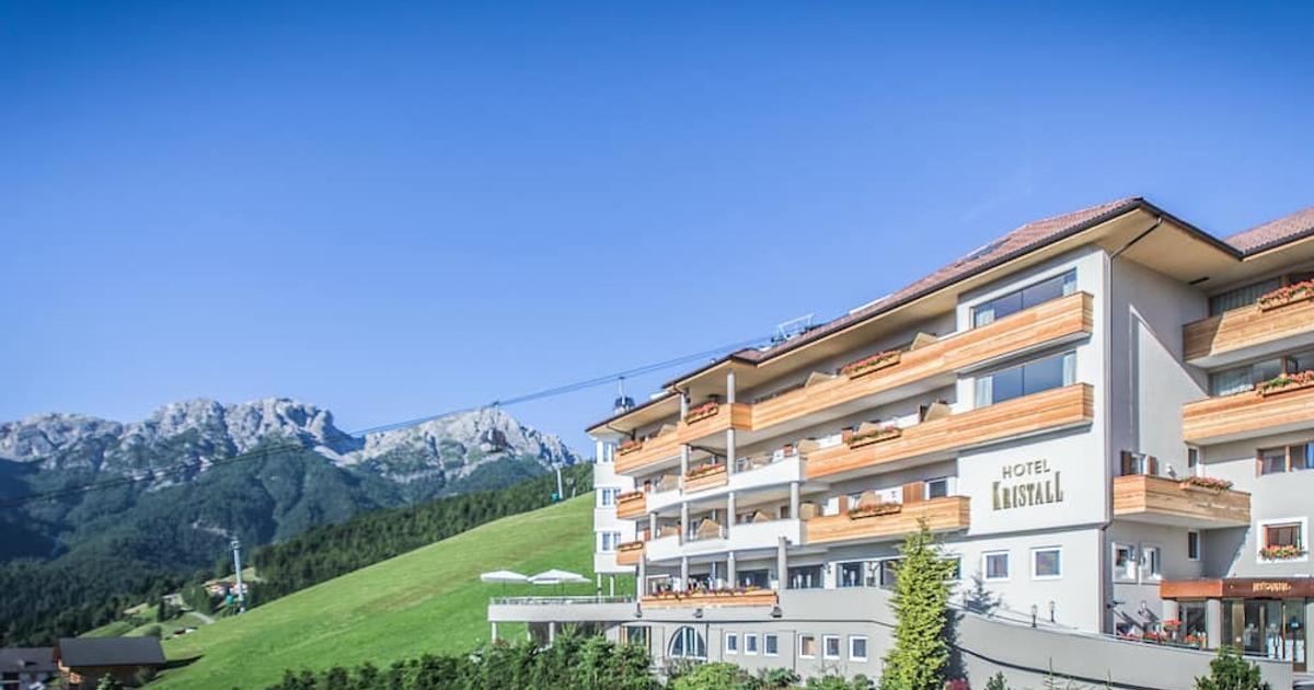 kronplatz resort hotel kristall valdaora