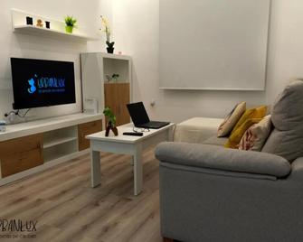 Urbanlux Feria - Albacete - Living room