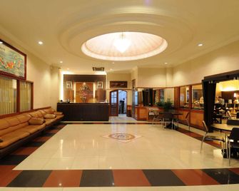 Hotel Kapuas Dharma - Pontianak - Lobby