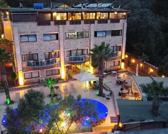 Bodrum Oscar Hotel - Torba - Building