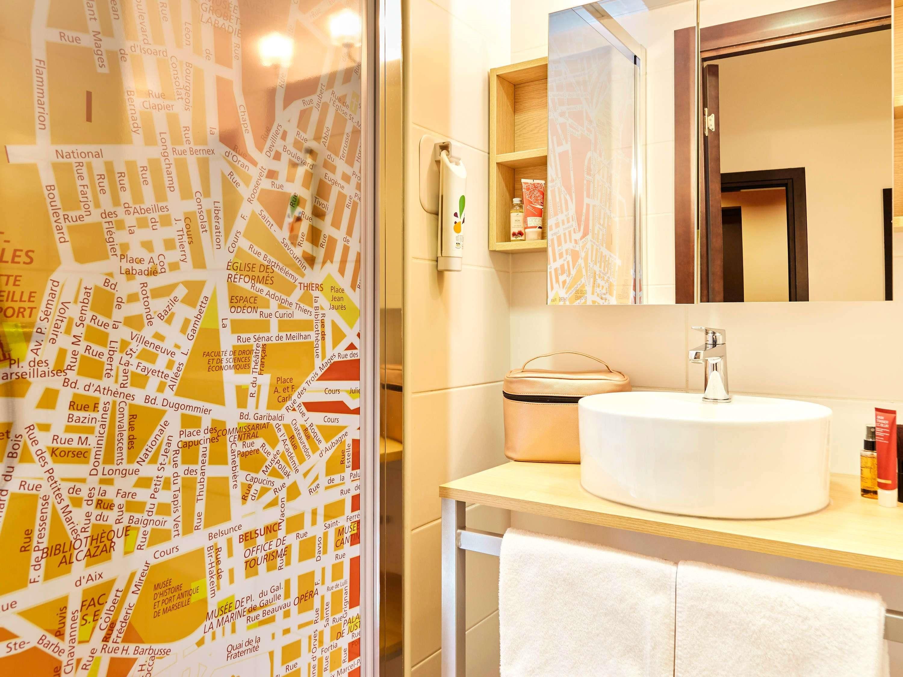 إيبيس ستايلز مارسيي جار سان شارل