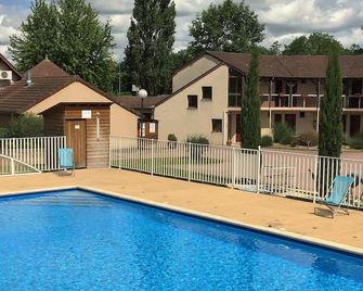 Delfotel - Paray-le-Monial - Piscina