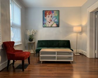 Winnipeg Holiday - Winnipeg - Sala de estar