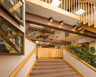 Aspen Mountain Lodge - Aspen - Stairs