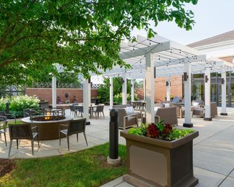 Courtyard by Marriott Madison West - Middleton - Patio