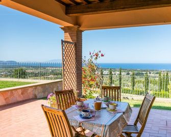 Holiday Home Il Corbezzolo-3 by Interhome - San Vincenzo - Balcone